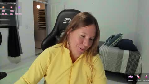 Snapshot of samanthaleon chatting on December 23, 2025, 2:20 am Samantha samy online show from December 23, 2025, 2:20 am