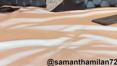 Snapshot of samanthamilan chatting on September 8, 2025, 3:00 pm Alejandra online show from September 8, 2025, 3:00 pm