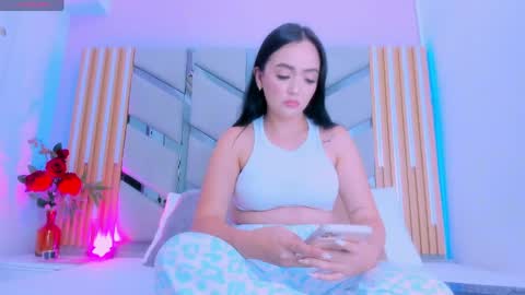  SAMANTHA online show from April 29, 2026, 9:10 pm