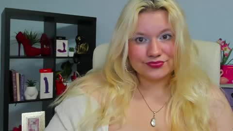 Snapshot of samanthax_pink chatting on June 3, 2026, 11:13 am Samantha online show from June 3, 2026, 11:13 am