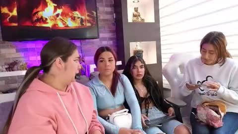 Snapshot of samara_as chatting on October 3, 2025, 2:47 pm samara_as online show from October 3, 2025, 2:47 pm