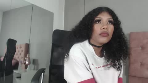 Snapshot of samaragrey18 chatting on February 19, 2025, 3:39 am samaragrey18 online show from February 19, 2025, 3:39 am