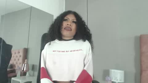 Snapshot of samaragrey18 chatting on February 19, 2025, 7:50 am samaragrey18 online show from February 19, 2025, 7:50 am