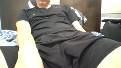 Snapshot of samblaze_21 chatting on March 10, 2026, 11:15 am samblade online show from March 10, 2026, 11:15 am