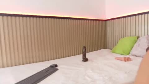 Samanta online show from October 20, 2025, 7:25 pm