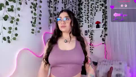 Snapshot of samii_evans chatting on July 4, 2026, 4:07 am samii evans online show from July 4, 2026, 4:07 am