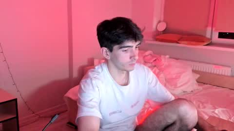 Snapshot of samiliken chatting on February 14, 2026, 4:15 pm Sam online show from February 14, 2026, 4:15 pm