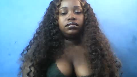 samirah_69 online show from June 15, 2026, 9:55 am