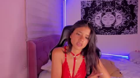 samirose_ online show from November 11, 2025, 11:49 pm