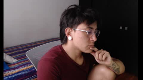 Snapshot of samm_ritch chatting on January 28, 2025, 10:45 pm Samy online show from January 28, 2025, 10:45 pm