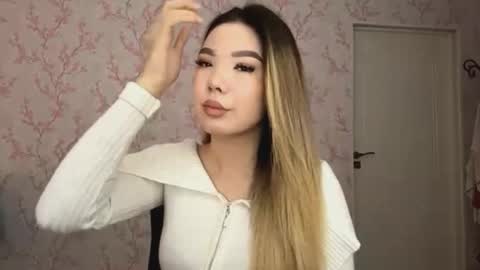 Elina online show from March 13, 2026, 10:55 am