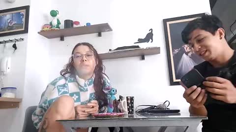 Sophie y Mark online show from February 11, 2025, 6:01 pm