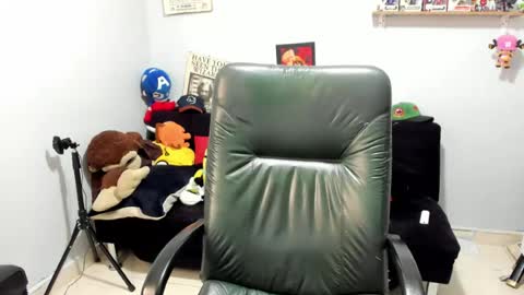 sammy_cute33 online show from July 3, 2026, 7:48 am