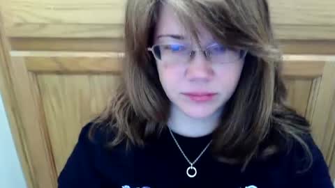 Sam online show from September 20, 2025, 3:35 pm