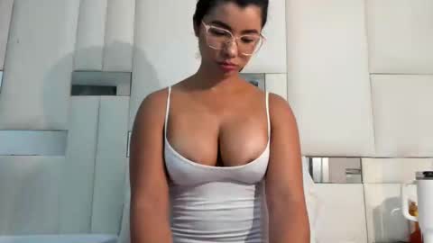 Snapshot of sammy_prince chatting on November 28, 2025, 2:14 am sammy online show from November 28, 2025, 2:14 am