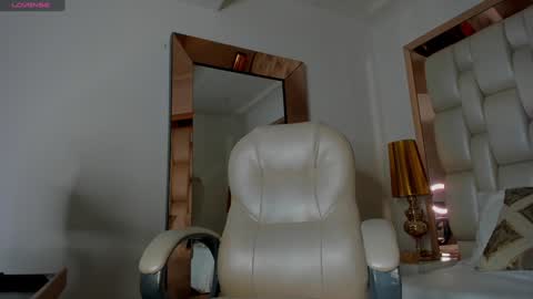 Snapshot of sammy_rios chatting on December 22, 2024, 10:47 pm Sammy online show from December 22, 2024, 10:47 pm