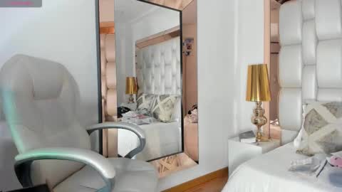 Snapshot of sammy_rios chatting on September 8, 2025, 6:07 pm Sammy online show from September 8, 2025, 6:07 pm