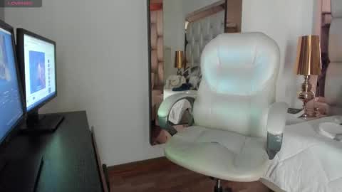 Snapshot of sammy_rios chatting on November 4, 2025, 6:18 pm Sammy online show from November 4, 2025, 6:18 pm