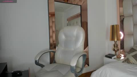 Snapshot of sammy_rios chatting on November 9, 2025, 4:05 pm Sammy online show from November 9, 2025, 4:05 pm