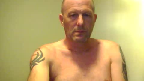 Snapshot of sammyb1821 chatting on May 17, 2026, 2:35 pm sammyb1821 online show from May 17, 2026, 2:35 pm
