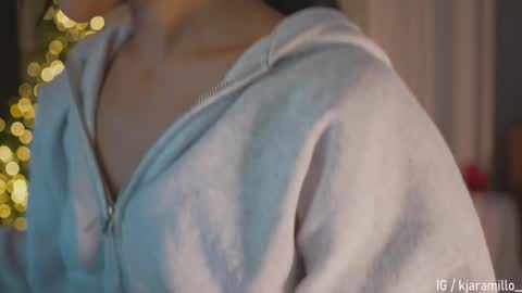 Sam online show from December 16, 2025, 1:38 pm