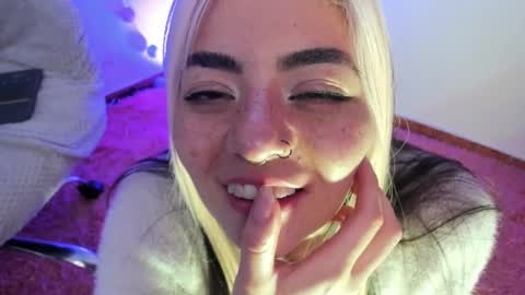   online show from December 22, 2024, 11:00 am