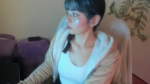   online show from November 25, 2025, 11:27 pm