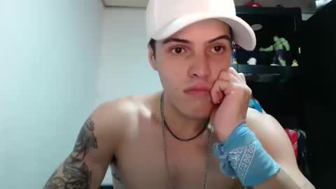 Snapshot of sammytop22 chatting on October 15, 2025, 1:28 am sammy model independiente online show from October 15, 2025, 1:28 am