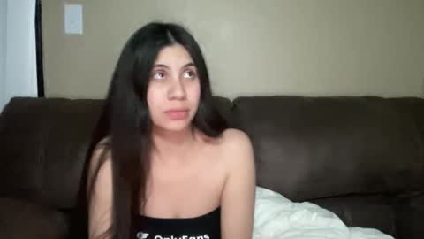 sammyvxoo online show from April 29, 2026, 6:06 am