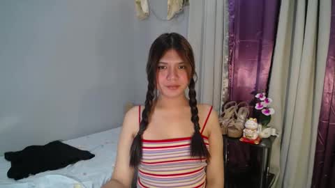 Snapshot of sampaguita_pinayxx chatting on January 28, 2025, 2:31 pm SOFIA online show from January 28, 2025, 2:31 pm