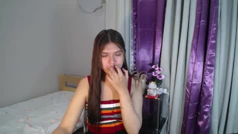 Snapshot of sampaguita_pinayxx chatting on February 6, 2025, 12:37 pm SOFIA online show from February 6, 2025, 12:37 pm