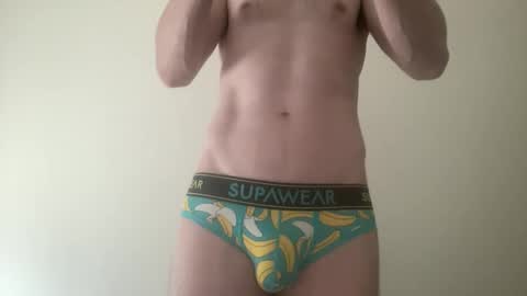 Snapshot of samt2527 chatting on February 8, 2026, 12:25 am SamT online show from February 8, 2026, 12:25 am