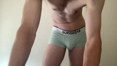 Snapshot of samt2527 chatting on March 8, 2026, 6:28 am SamT online show from March 8, 2026, 6:28 am