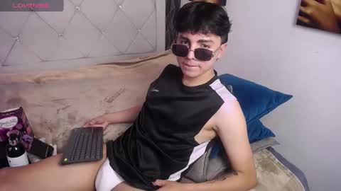 Snapshot of samu_foxxx chatting on October 22, 2025, 8:52 pm SAMU online show from October 22, 2025, 8:52 pm