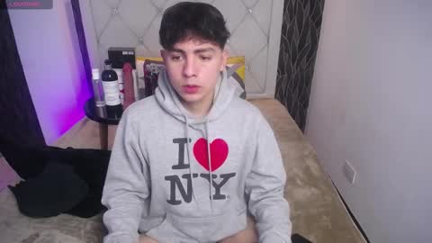 Snapshot of samu_foxxx chatting on November 22, 2025, 8:30 pm SAMU online show from November 22, 2025, 8:30 pm