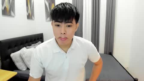 Sam online show from November 15, 2025, 1:07 pm