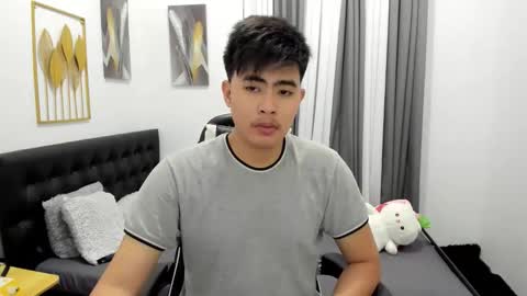 Sam online show from March 17, 2026, 10:24 pm