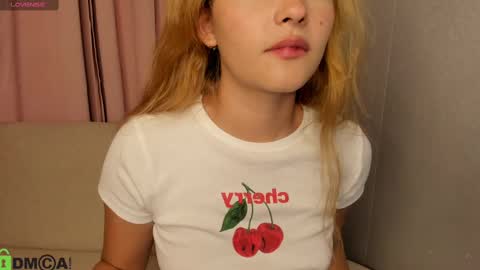 Snapshot of samy_bae chatting on March 5, 2025, 12:49 am Samantha online show from March 5, 2025, 12:49 am