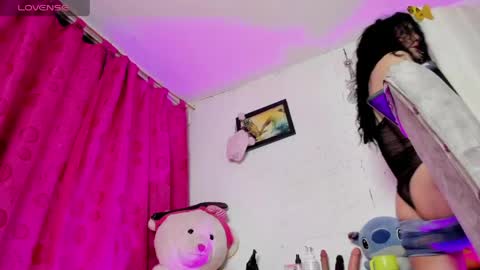 Snapshot of samy_ice chatting on May 19, 2026, 11:00 pm samy_ice online show from May 19, 2026, 11:00 pm