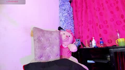 Snapshot of samy_ice chatting on June 10, 2026, 1:39 am samy_ice online show from June 10, 2026, 1:39 am