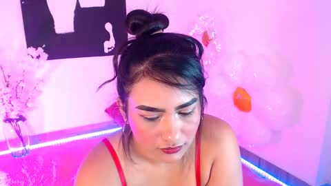 Snapshot of samy_qeen chatting on June 5, 2026, 8:14 pm samy_qeen online show from June 5, 2026, 8:14 pm