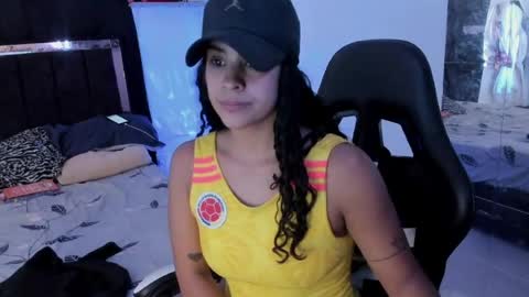 Snapshot of samykiss chatting on July 8, 2026, 1:59 pm SamyHolbrook online show from July 8, 2026, 1:59 pm