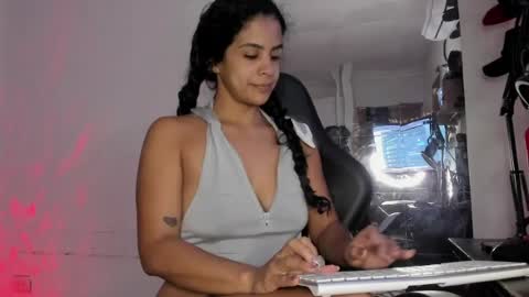 Snapshot of samykiss chatting on July 31, 2026, 1:21 pm SamyHolbrook online show from July 31, 2026, 1:21 pm