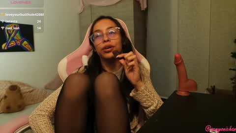 Snapshot of samyonichan chatting on January 9, 2025, 7:31 am Special show on 17 december and 23 UwU online show from January 9, 2025, 7:31 am