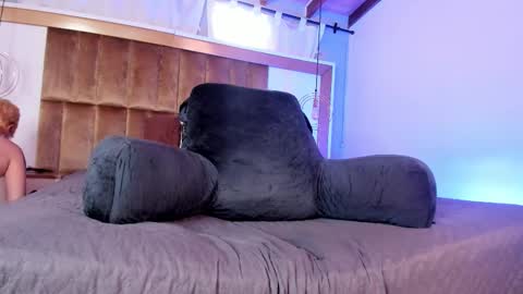 Snapshot of samysharky chatting on November 12, 2025, 2:39 pm samysharky online show from November 12, 2025, 2:39 pm