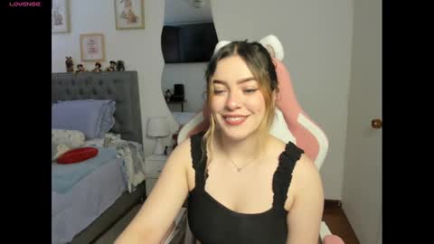 Snapshot of samysweet_8 chatting on December 10, 2024, 2:28 pm Samanta online show from December 10, 2024, 2:28 pm