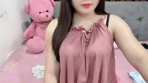 sanami_sian_ online show from September 14, 2025, 2:16 pm