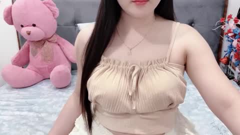 Snapshot of sanami_sian_ chatting on June 4, 2026, 2:39 am sanami_sian_ online show from June 4, 2026, 2:39 am