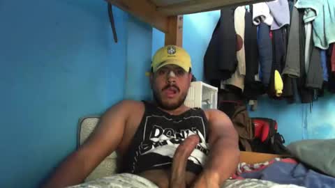 Snapshot of sandalo123 chatting on March 22, 2026, 6:33 pm sandalo123 online show from March 22, 2026, 6:33 pm