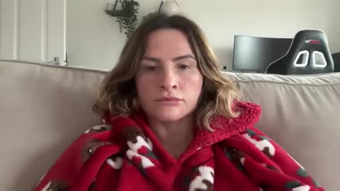 Snapshot of sandb250 chatting on February 3, 2025, 3:49 pm sandb250 online show from February 3, 2025, 3:49 pm